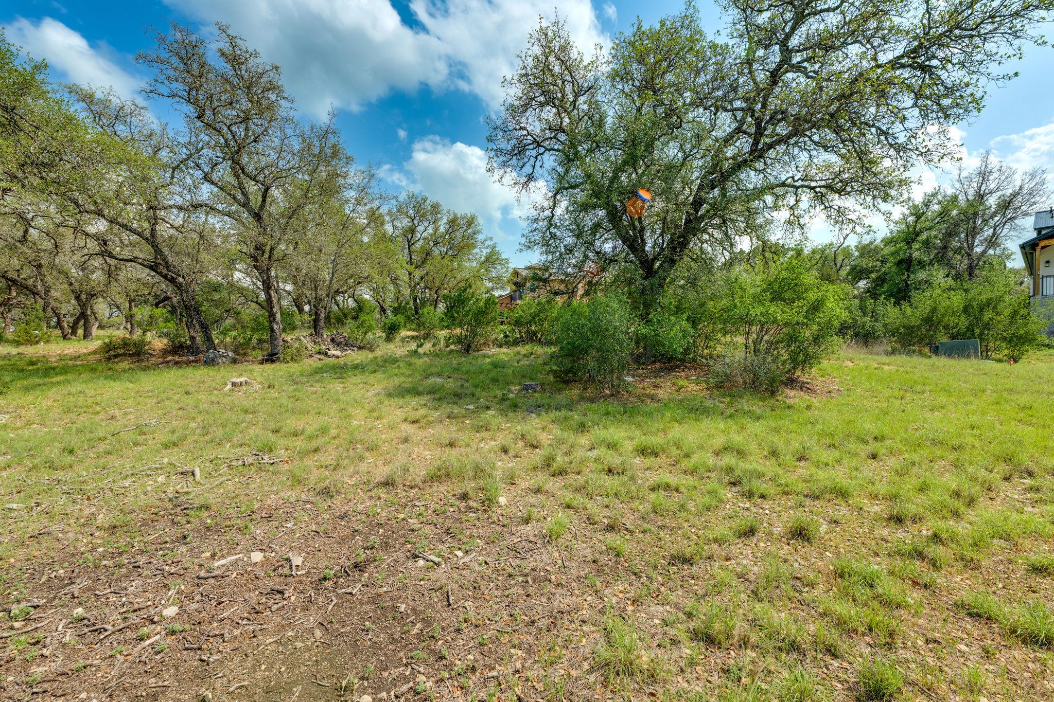 600 Mountain Dew Rd, Horseshoe Bay, TX 78657