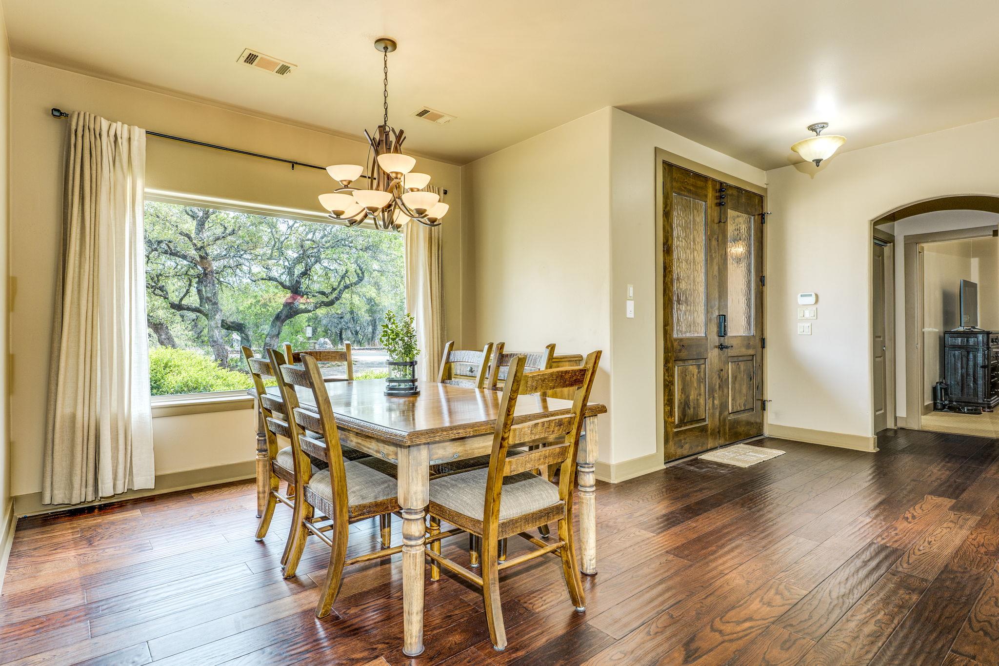 600 Mountain Dew Rd, Horseshoe Bay, TX 78657