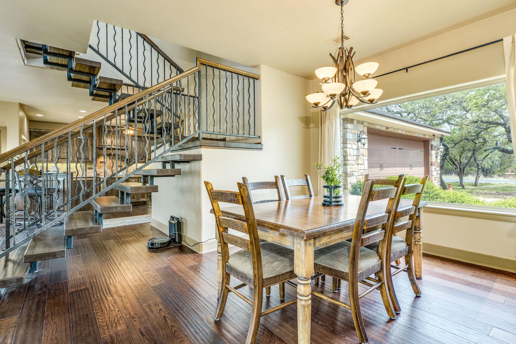 600 Mountain Dew Rd, Horseshoe Bay, TX 78657
