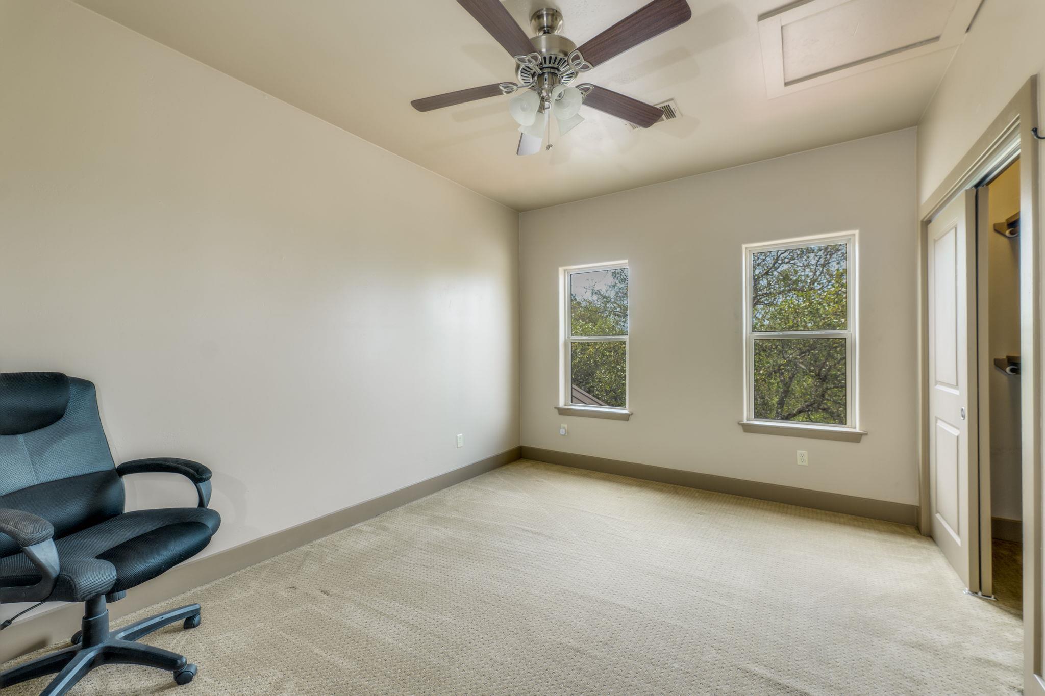 600 Mountain Dew Rd, Horseshoe Bay, TX 78657