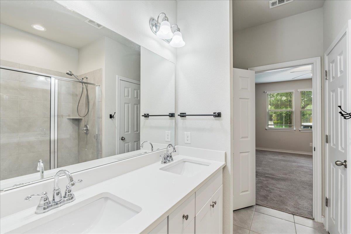1629 W Broade St, Leander, TX 78641