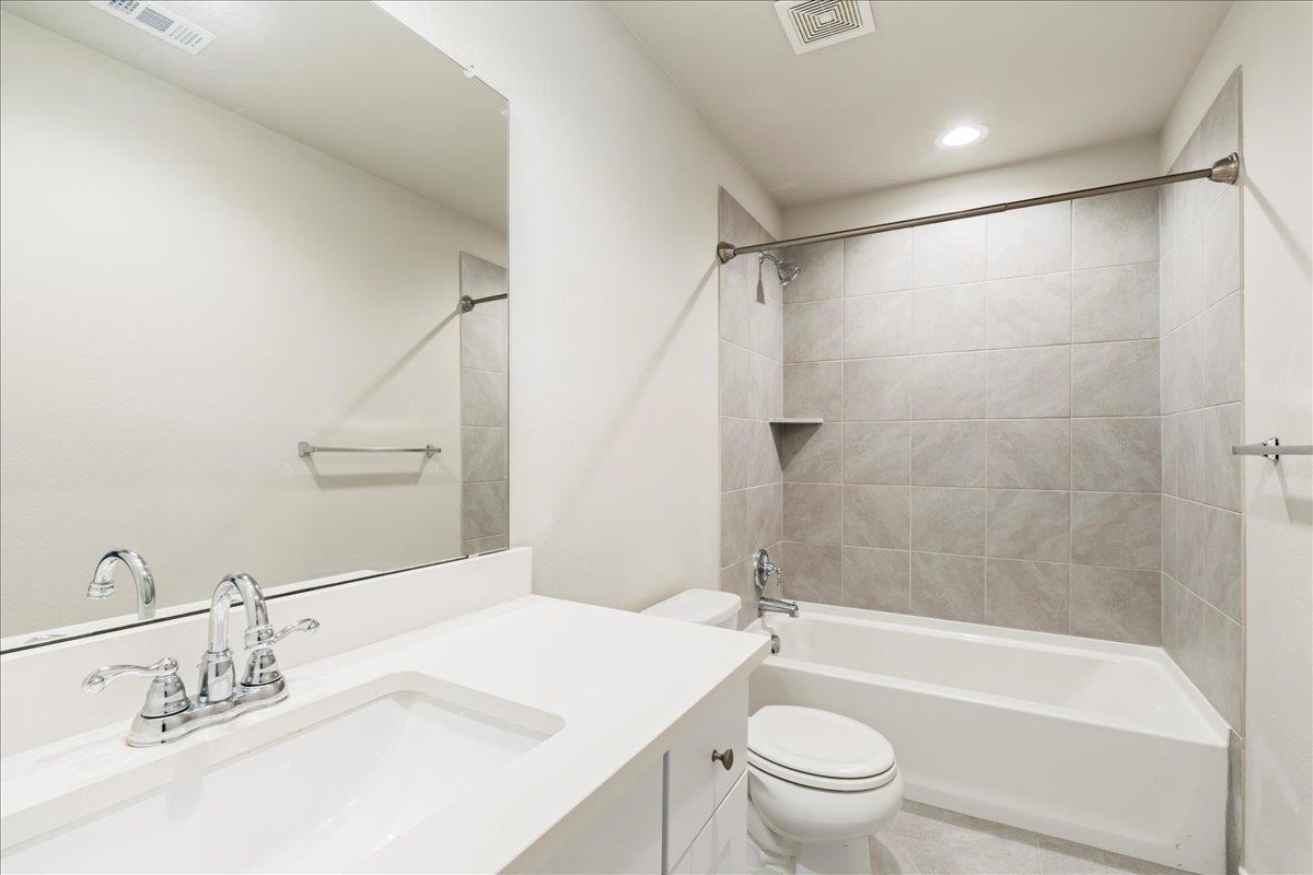 1629 W Broade St, Leander, TX 78641