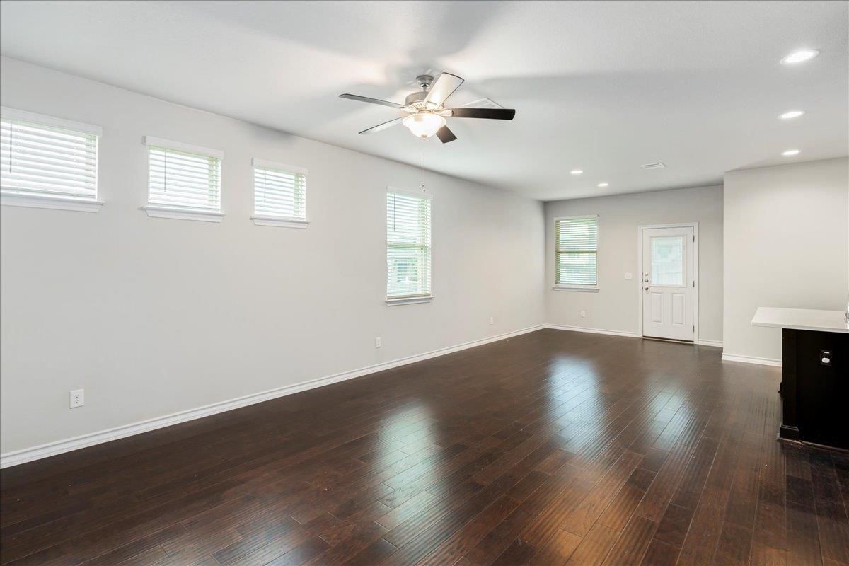 1629 W Broade St, Leander, TX 78641