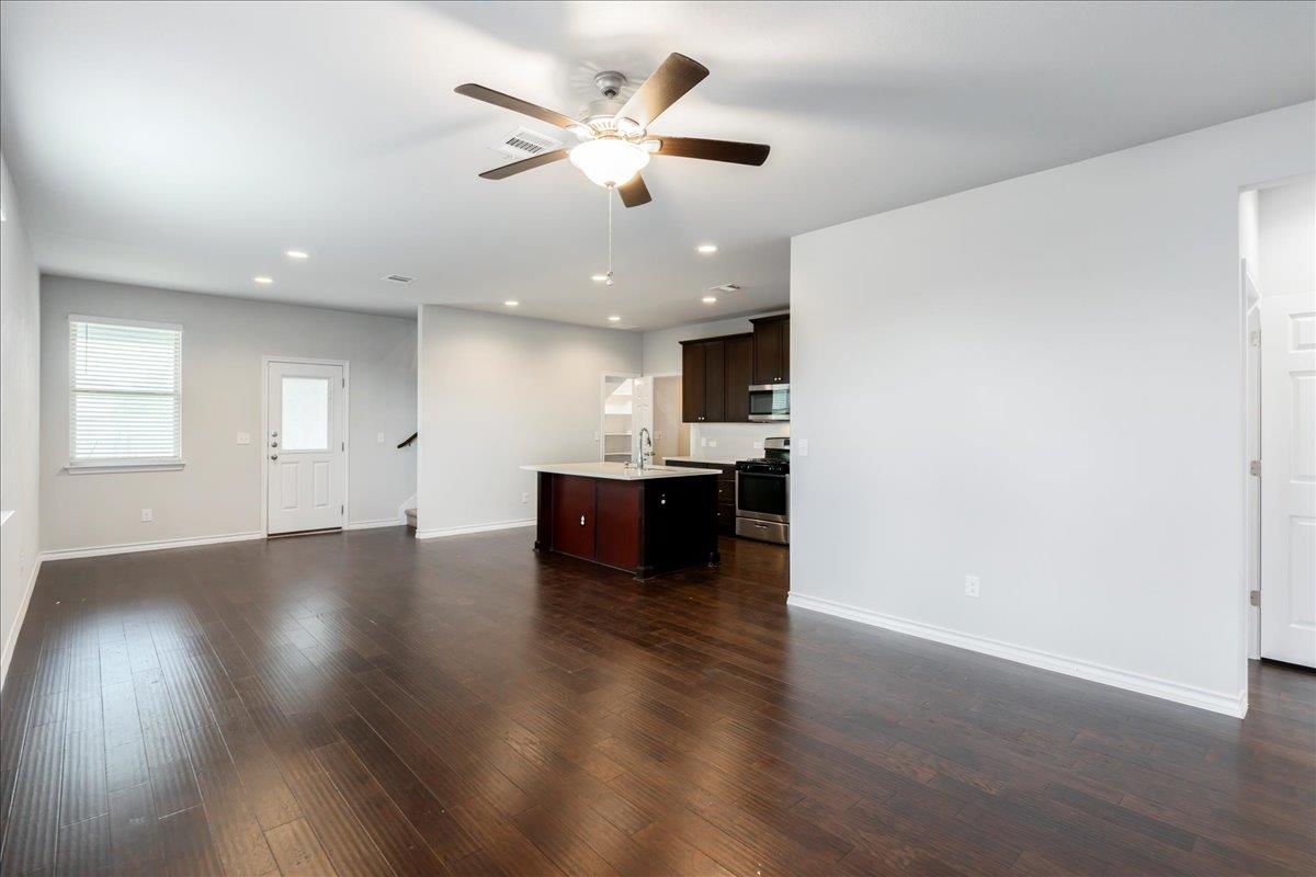 1629 W Broade St, Leander, TX 78641