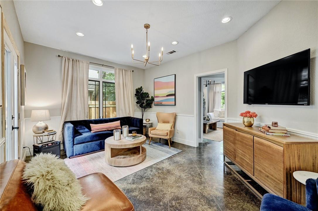 2203 Lindell Ave, Austin, TX 78704