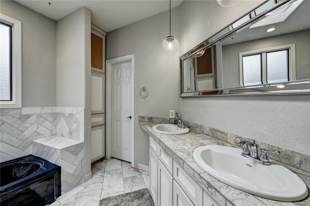 2203 Lindell Ave, Austin, TX 78704