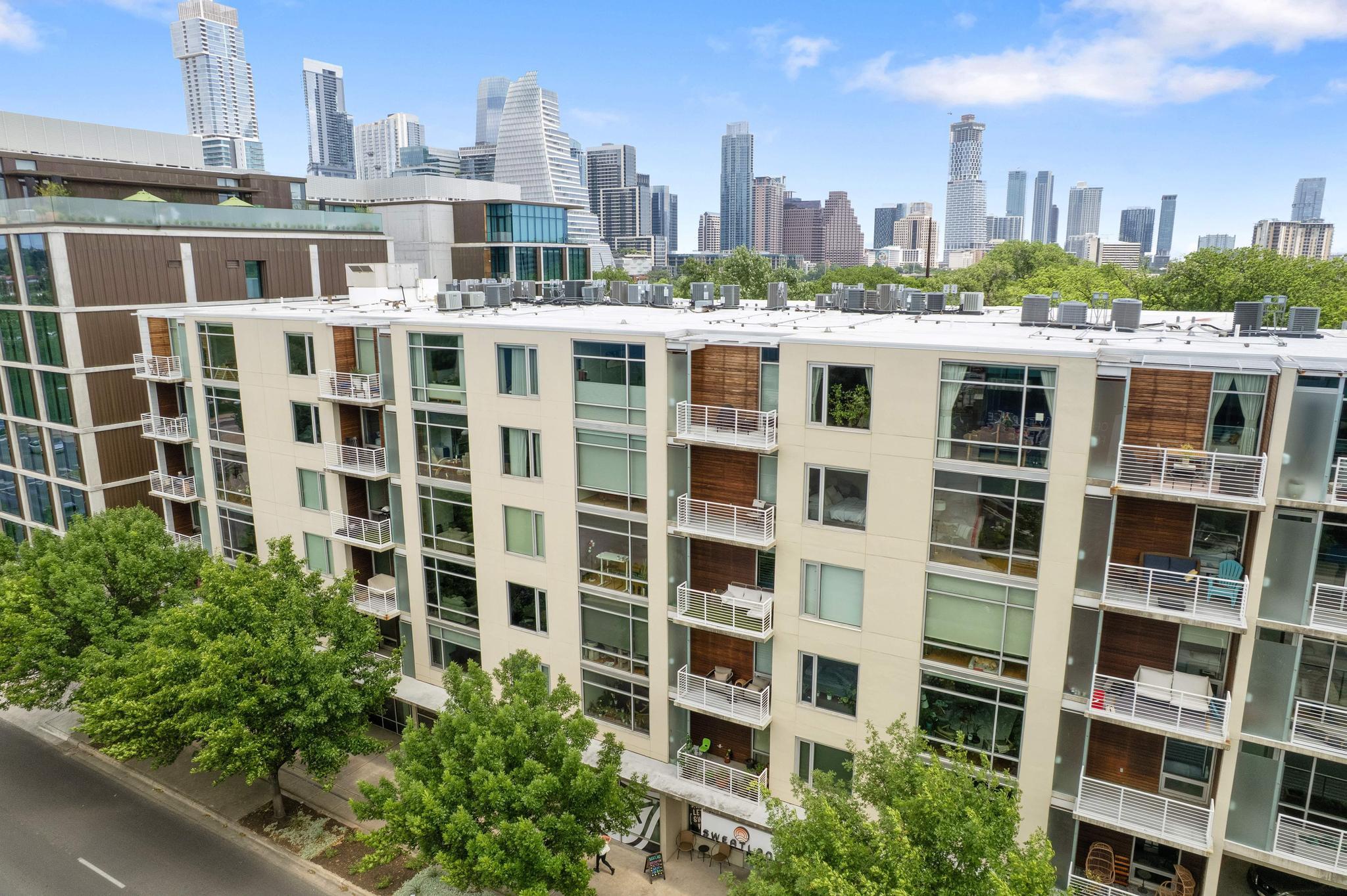 210 Lee Barton Dr # 415, Austin, TX 78704