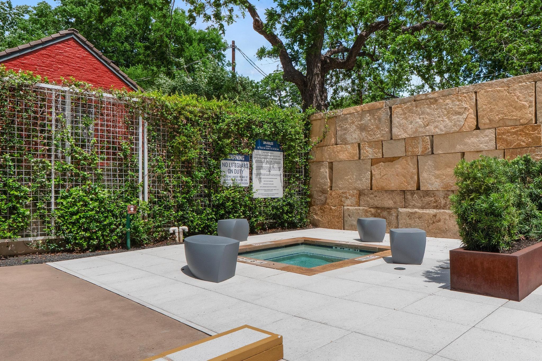 210 Lee Barton Dr # 415, Austin, TX 78704