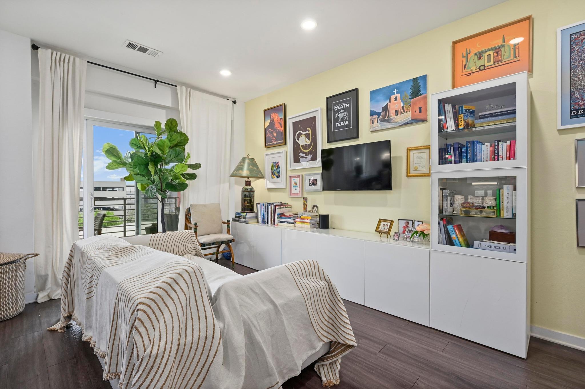 4361 S Congress Ave # 427, Austin, TX 78745