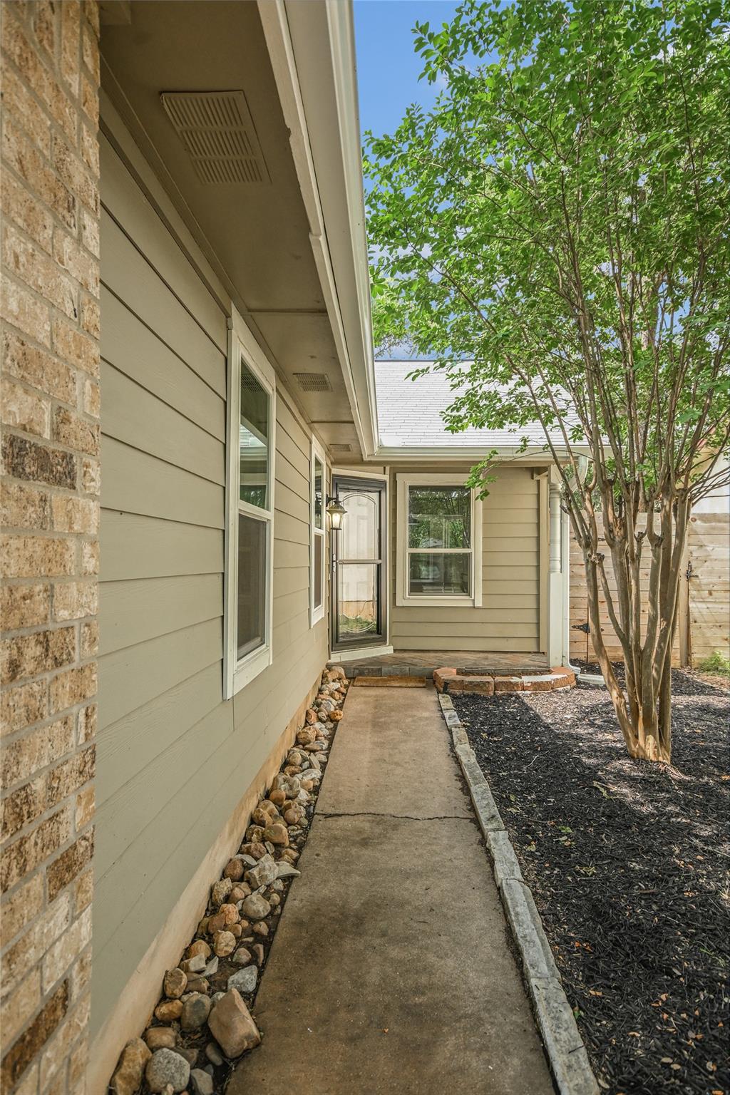 4015 Alexandria Dr, Austin, TX 78749