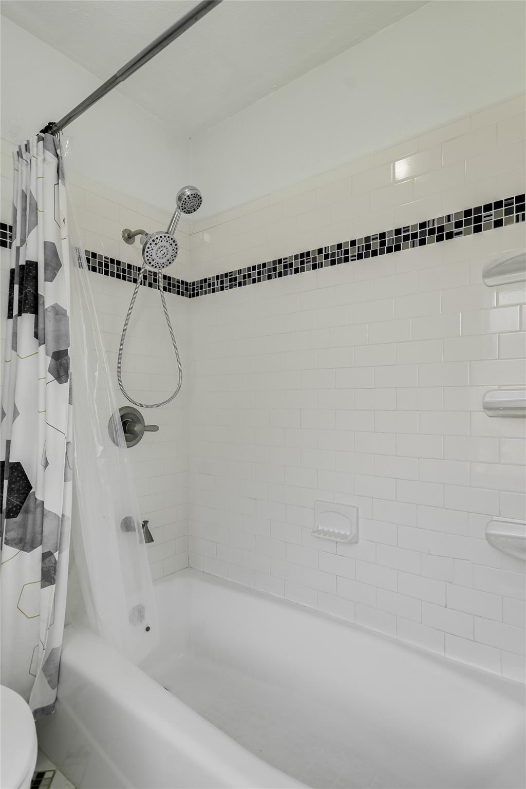 4015 Alexandria Dr, Austin, TX 78749