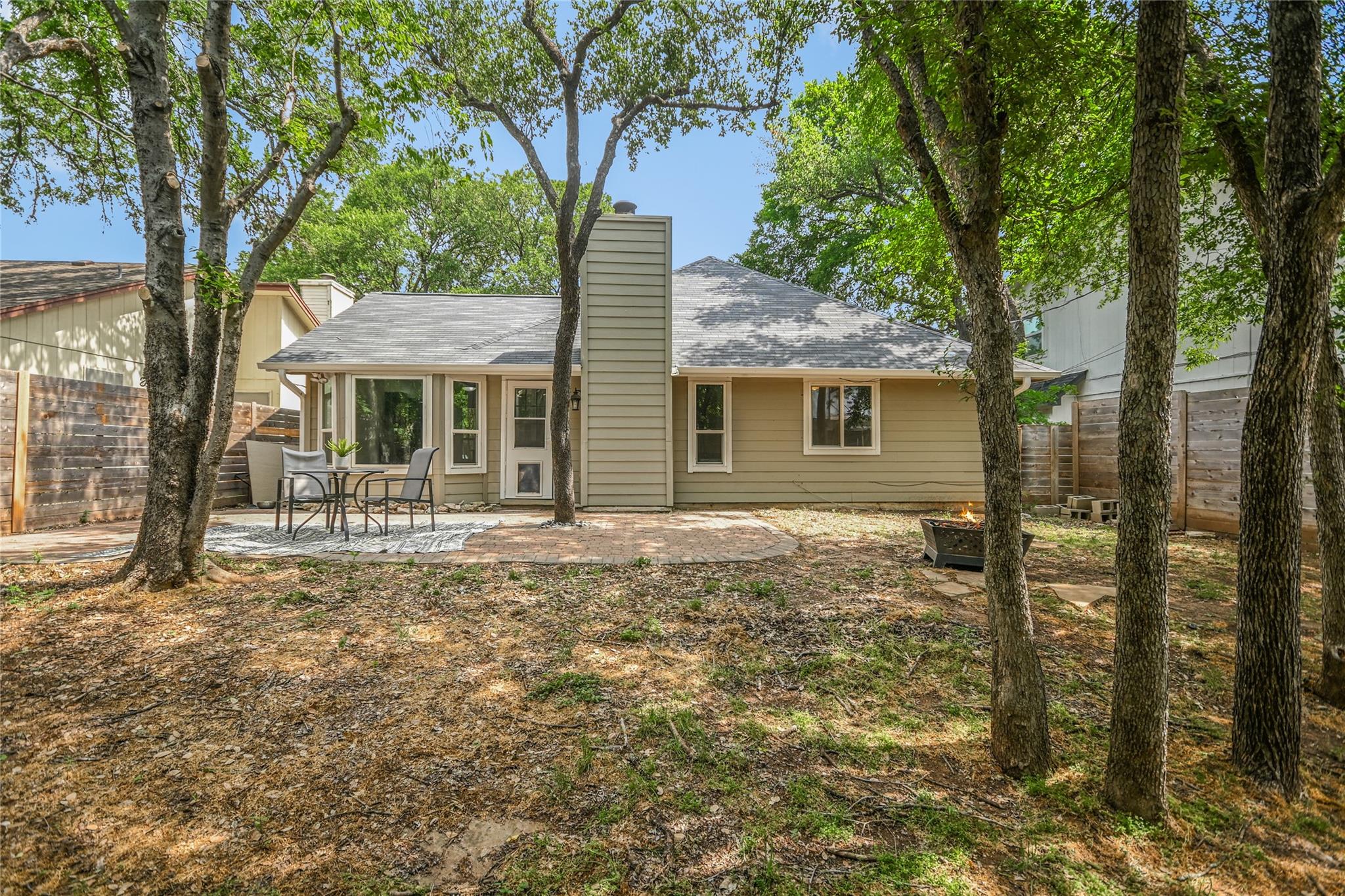 4015 Alexandria Dr, Austin, TX 78749
