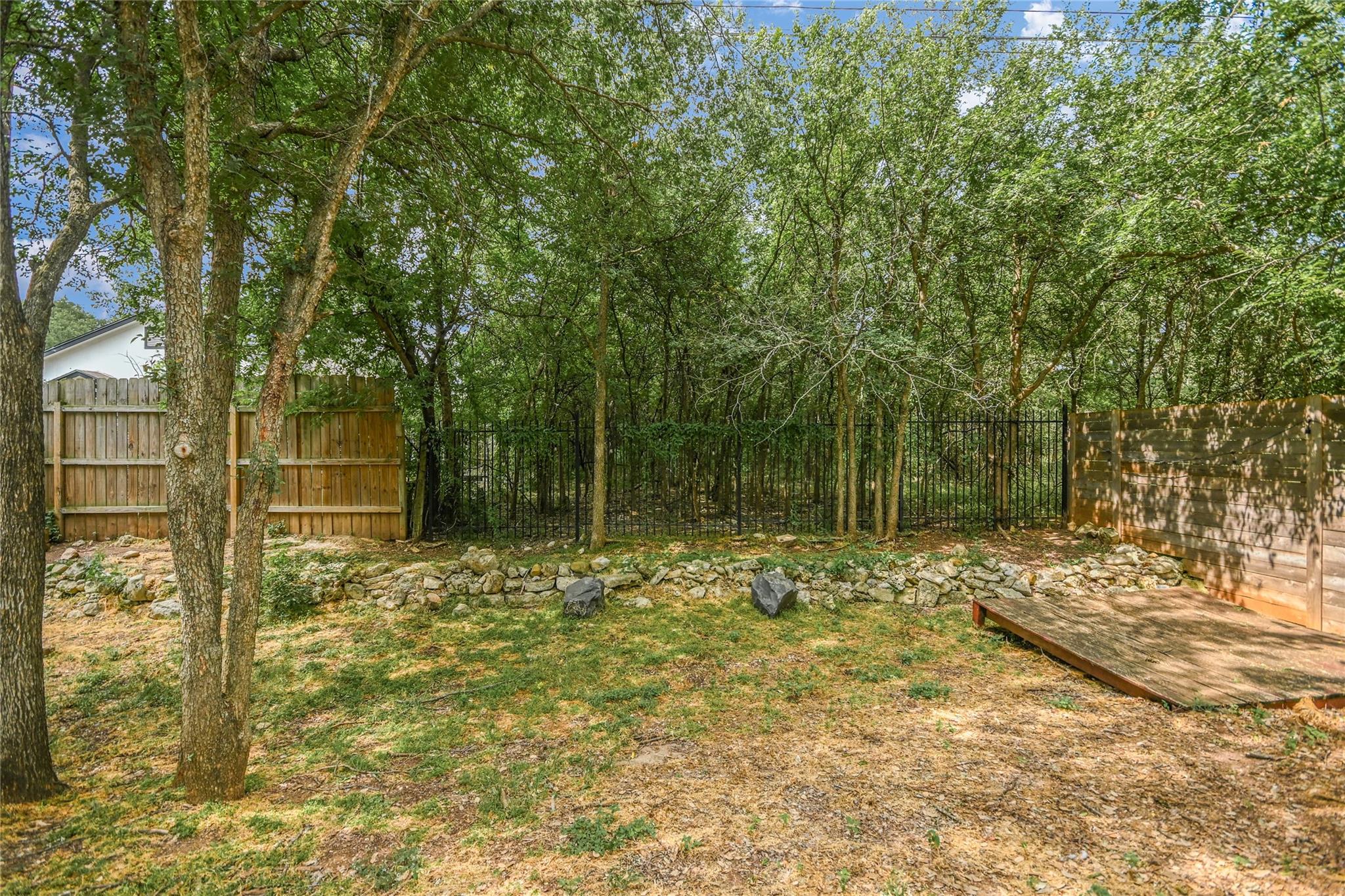 4015 Alexandria Dr, Austin, TX 78749