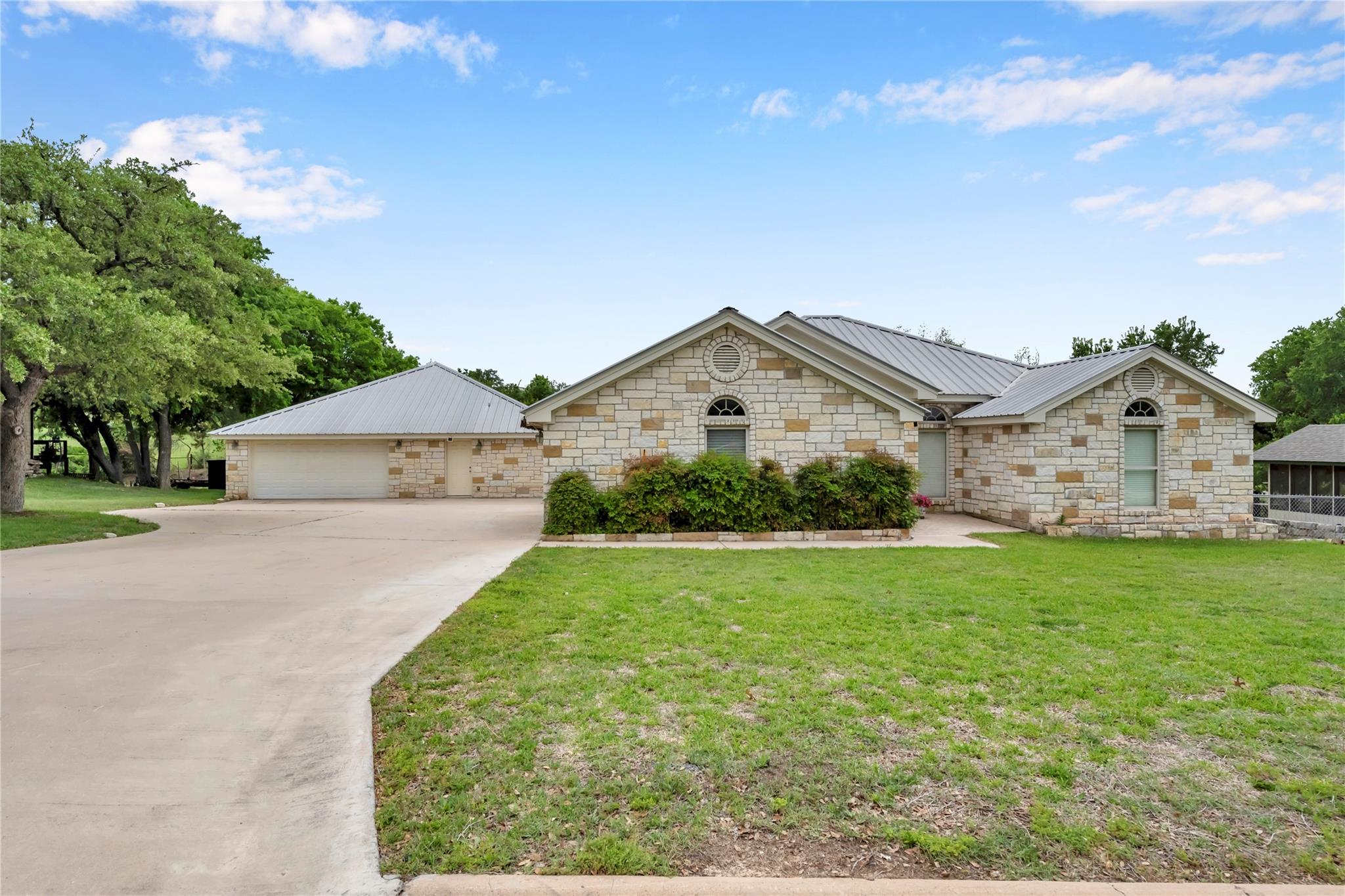1703 Wofford Dr, Burnet, TX 78611