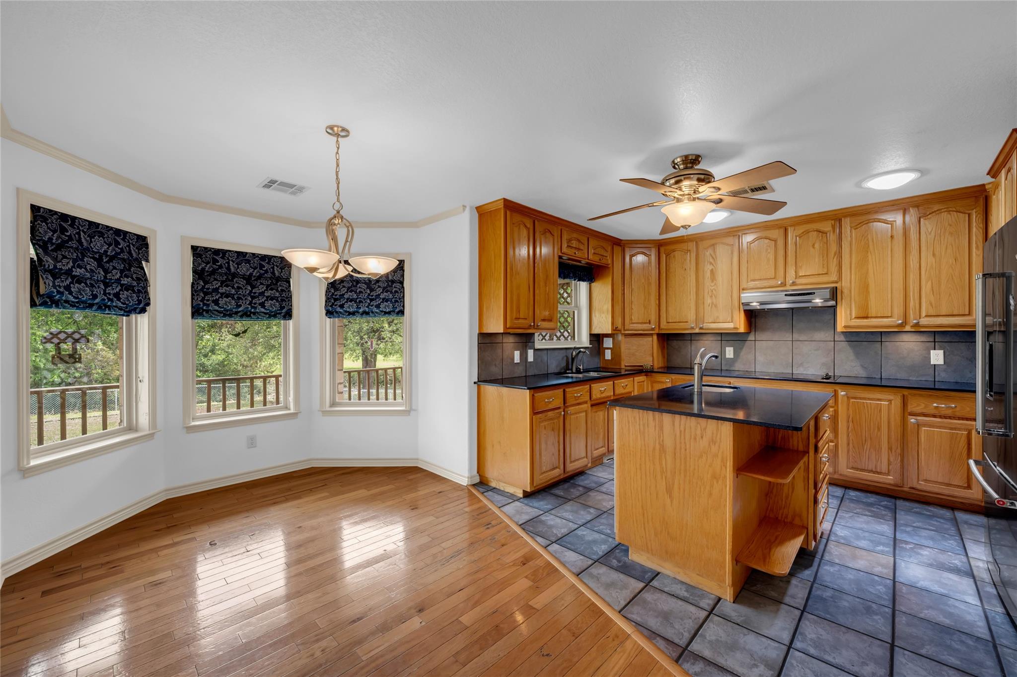 1703 Wofford Dr, Burnet, TX 78611