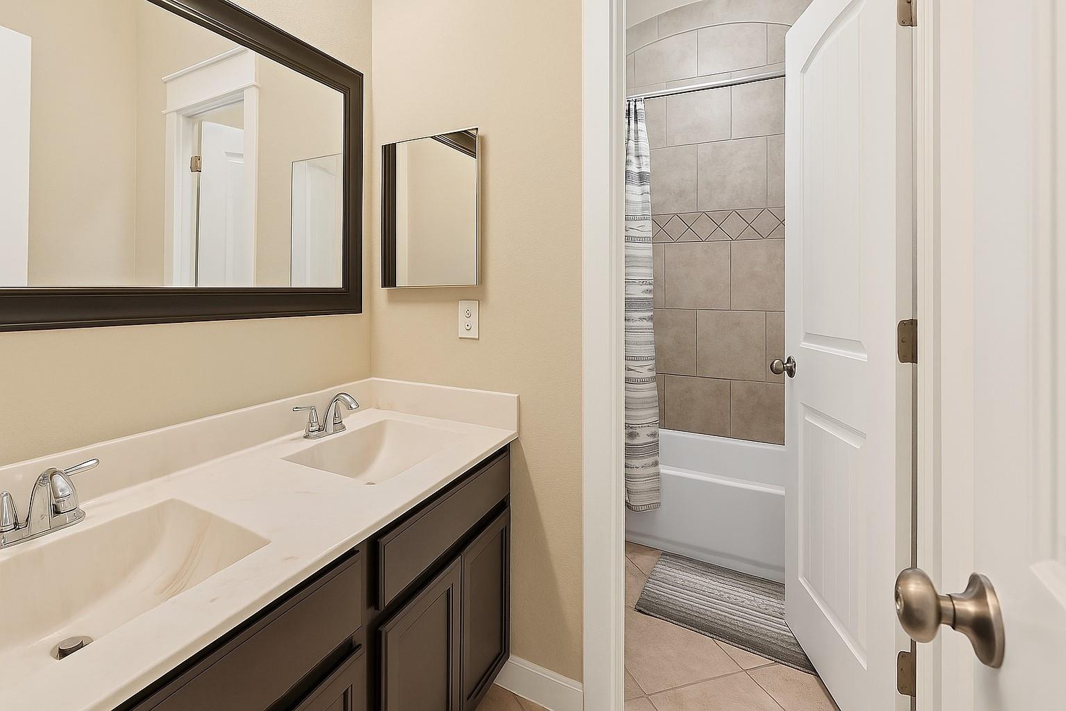 507 W North Loop Blvd # A, Austin, TX 78751