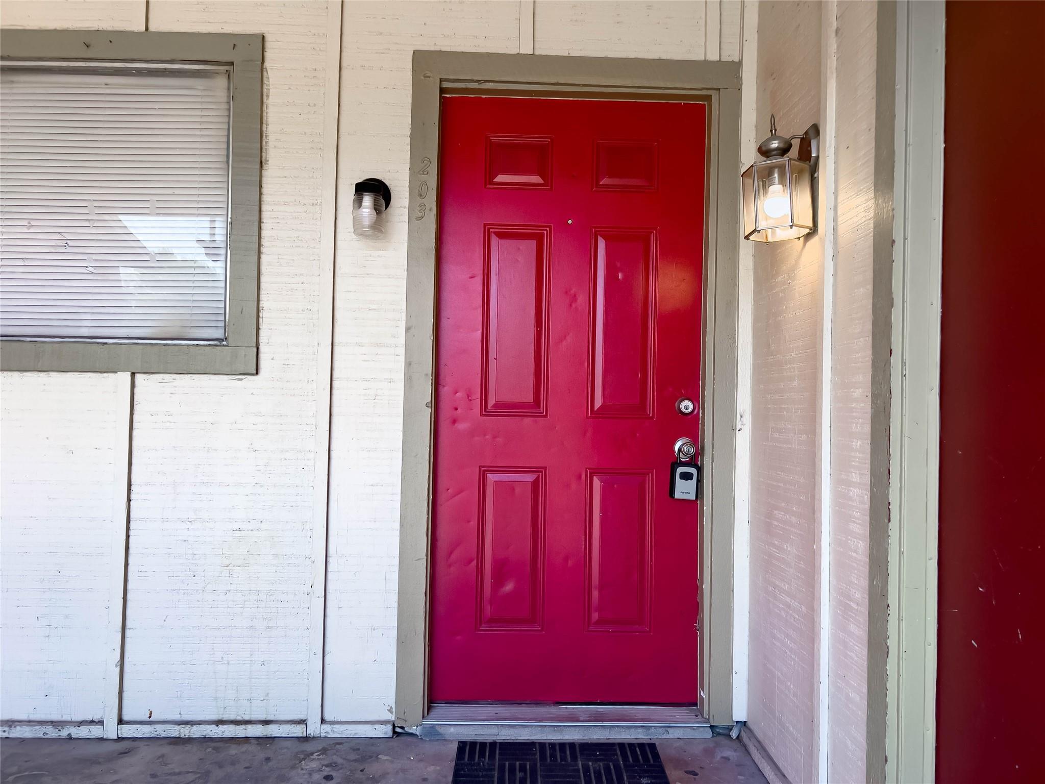 8907 Parkfield Dr # 203, Austin, TX 78758