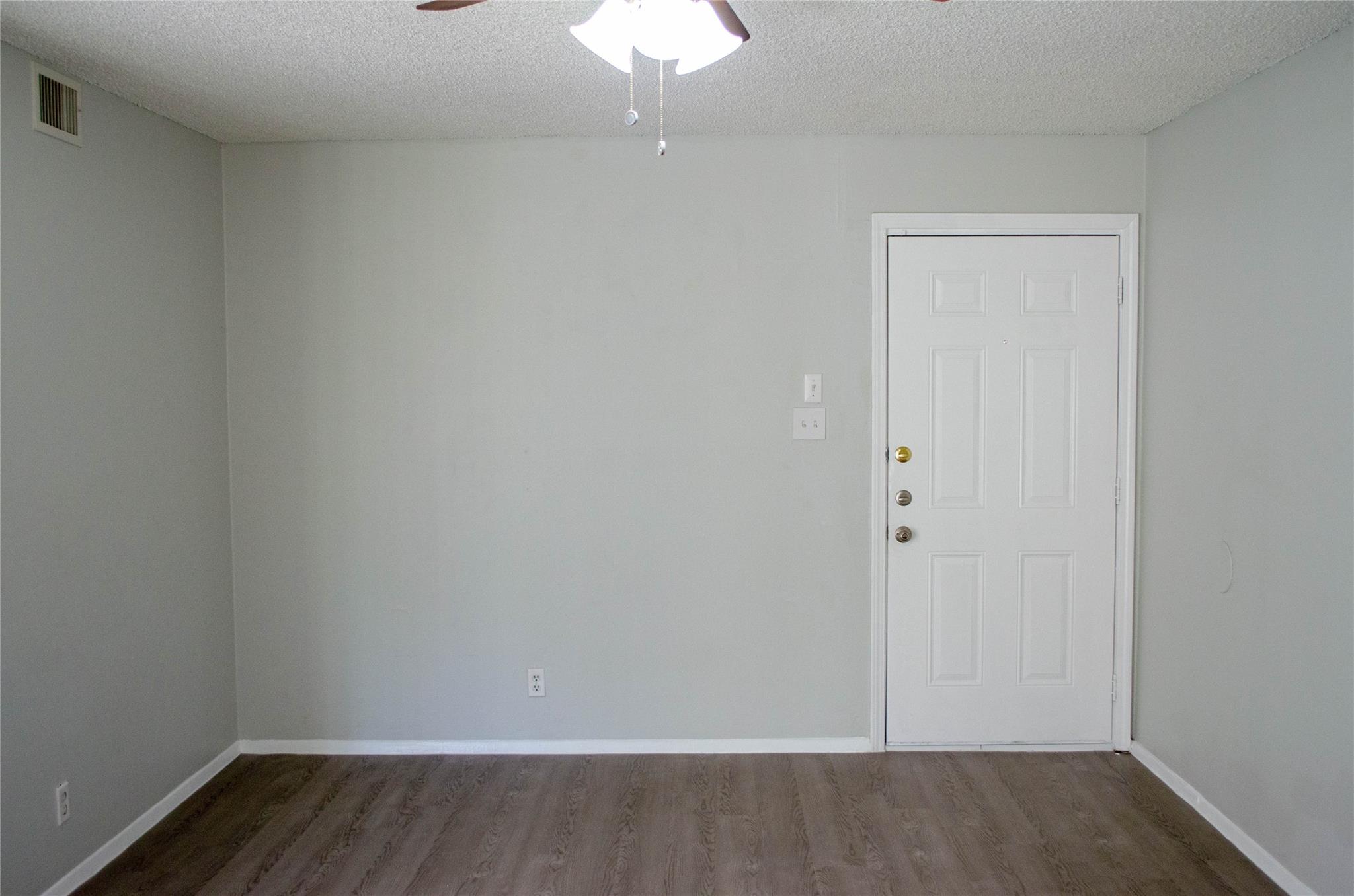 8907 Parkfield Dr # 203, Austin, TX 78758