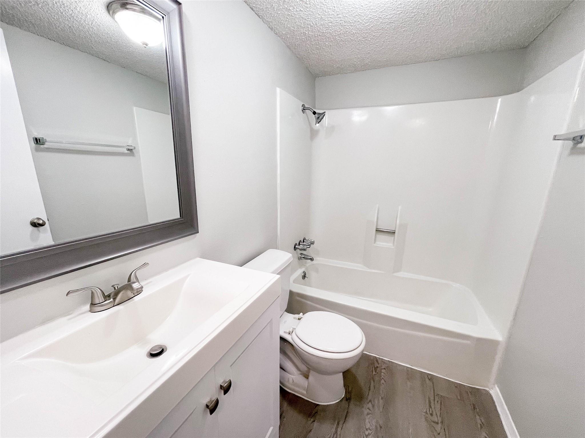 8907 Parkfield Dr # 203, Austin, TX 78758