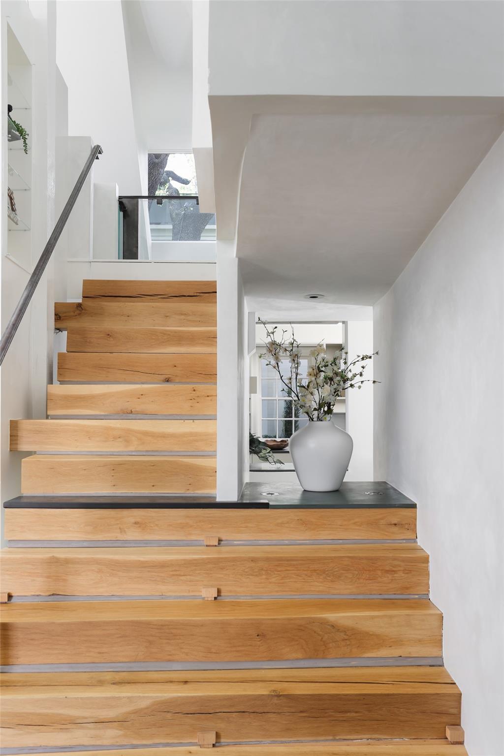 1900 Stamford Ln, Austin, TX 78703