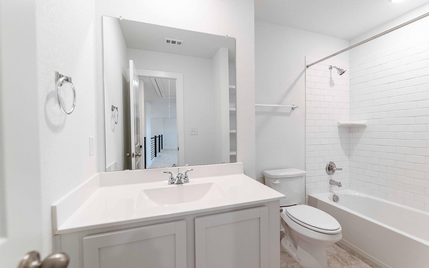 117 Cougar Hill Dr, Jarrell, TX 76537