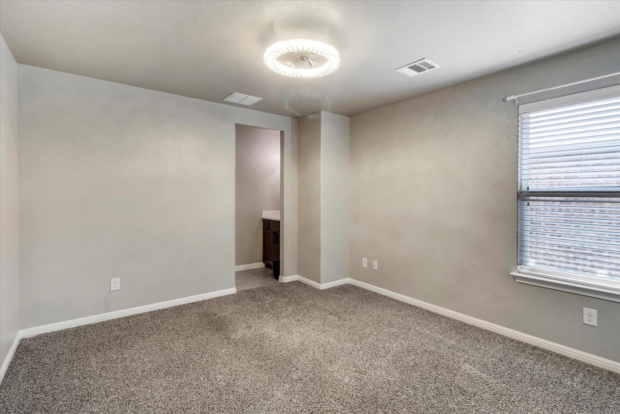 5684 Sabbia Dr, Round Rock, TX 78665