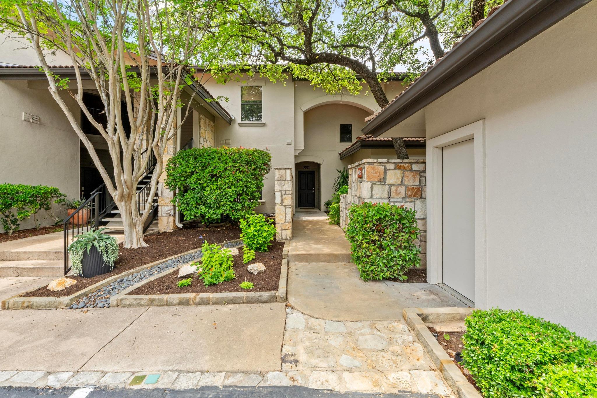 1000 Liberty Park Dr # 205, Austin, TX 78746