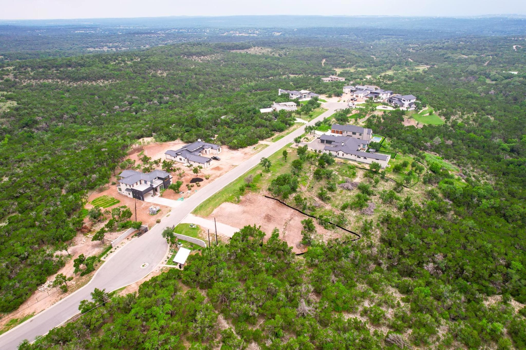 8100 Kuhn Dr, Austin, TX 78736