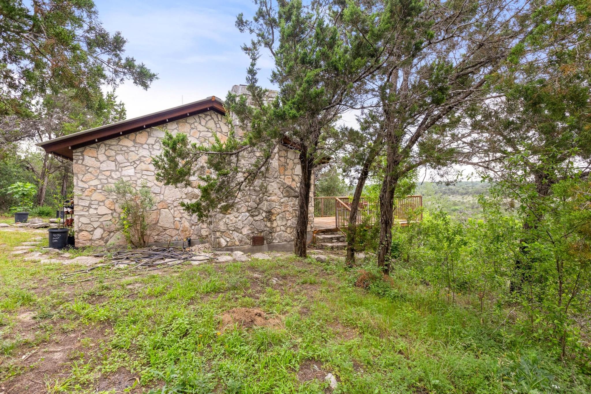 8100 Kuhn Dr, Austin, TX 78736