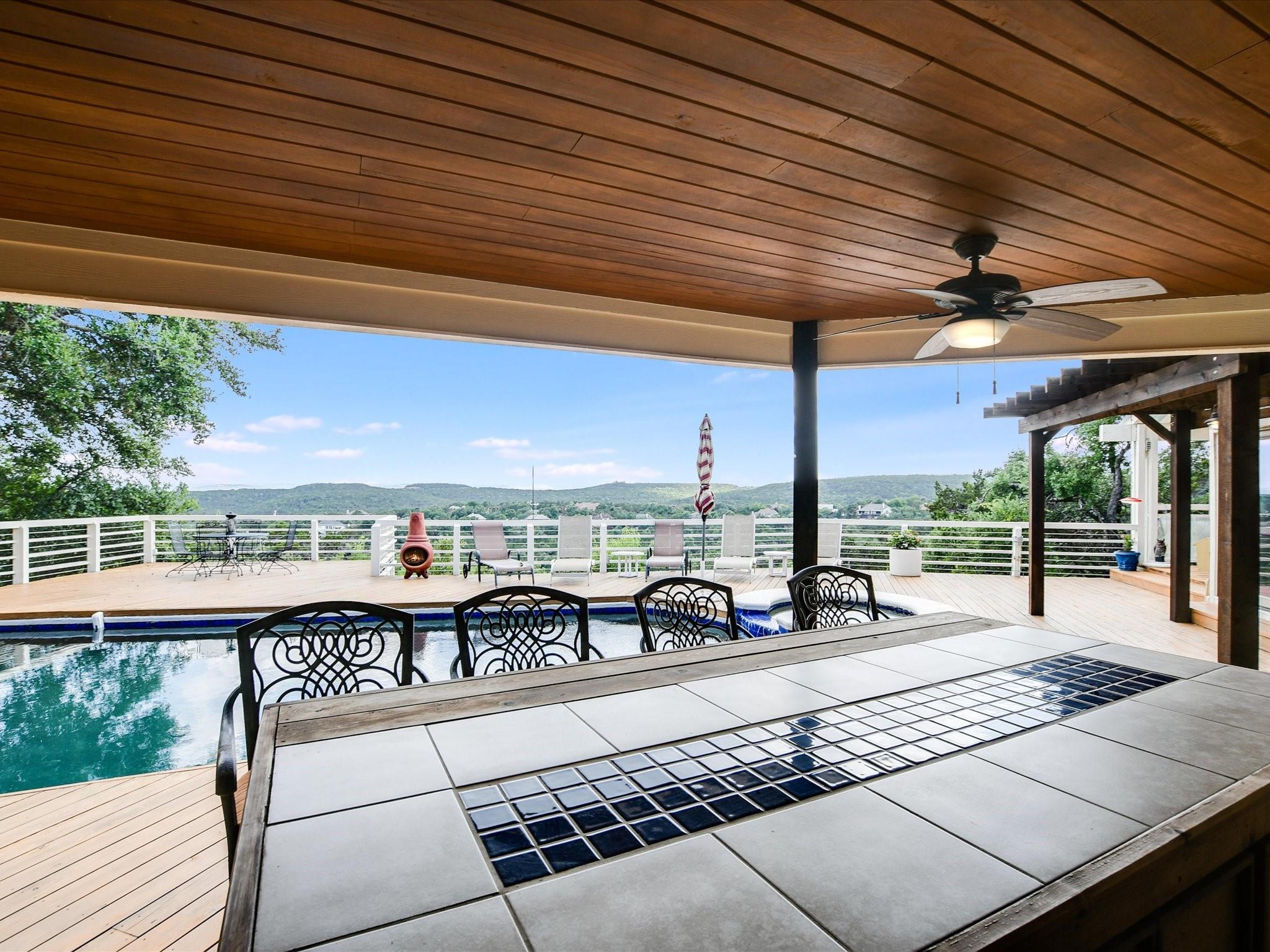 8609 Bell Mountain Dr, Austin, TX 78730
