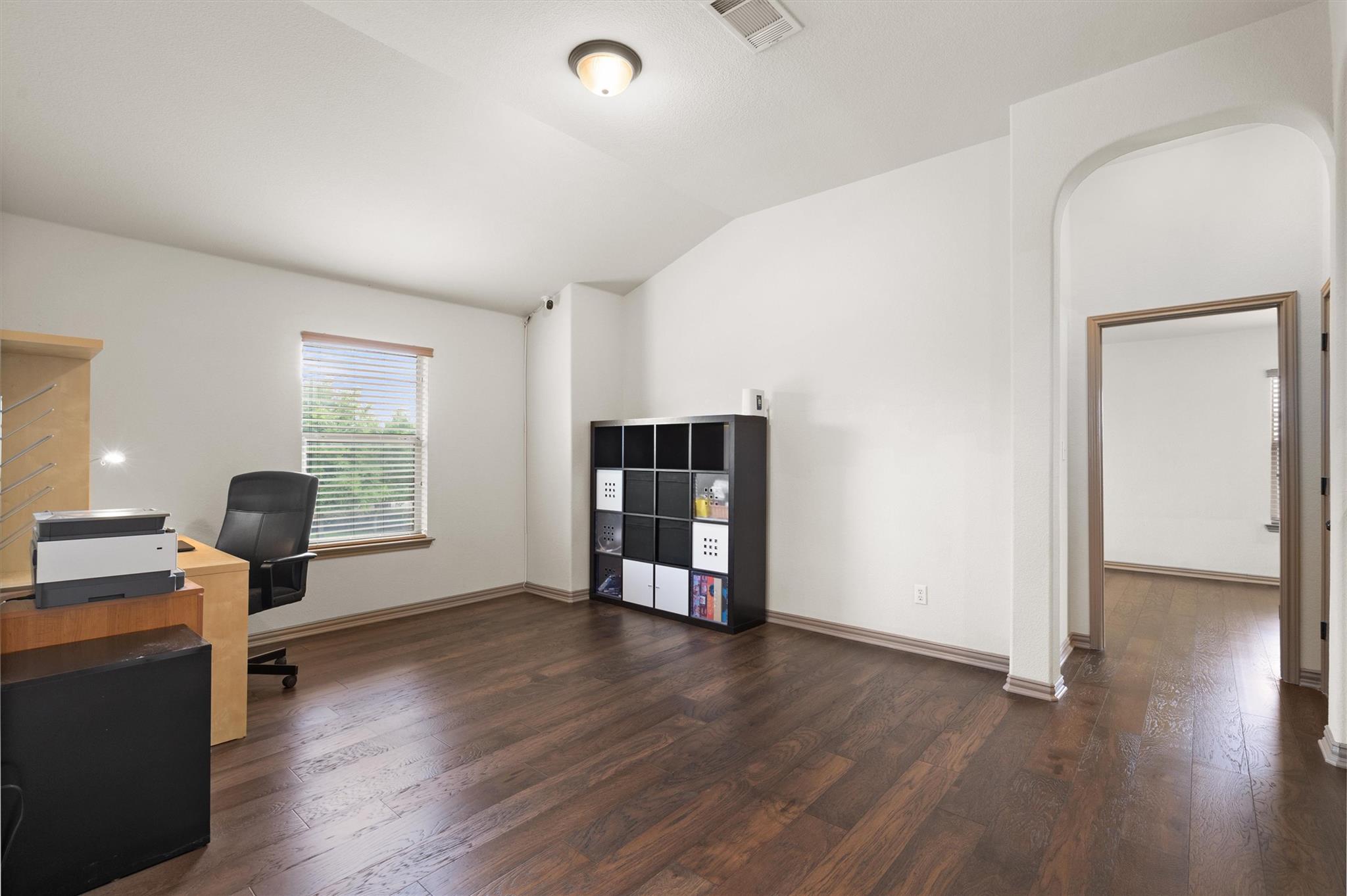 1520 Westmeadow Trl, Round Rock, TX 78665