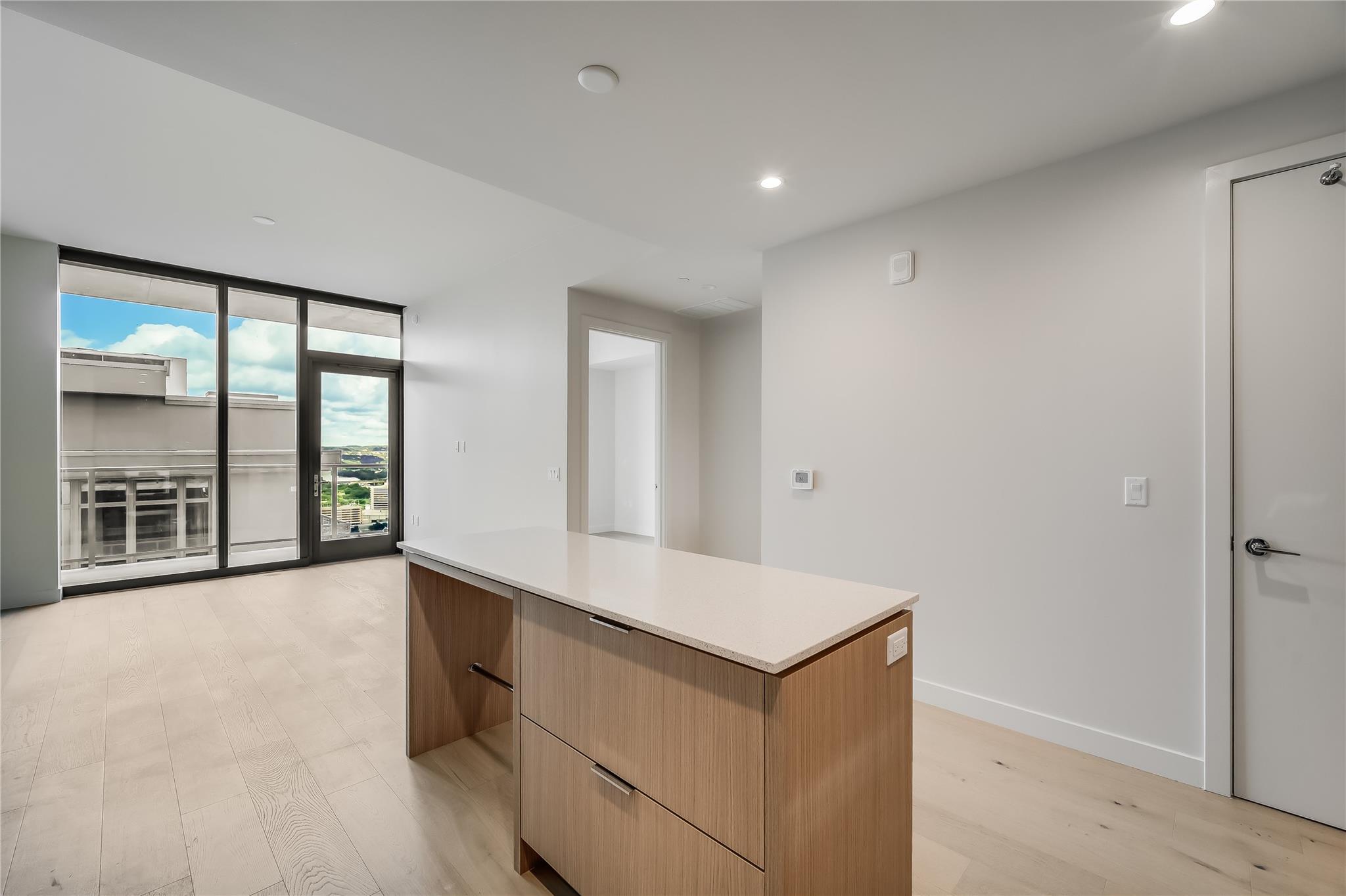 44 East Ave # 2903, Austin, TX 78701
