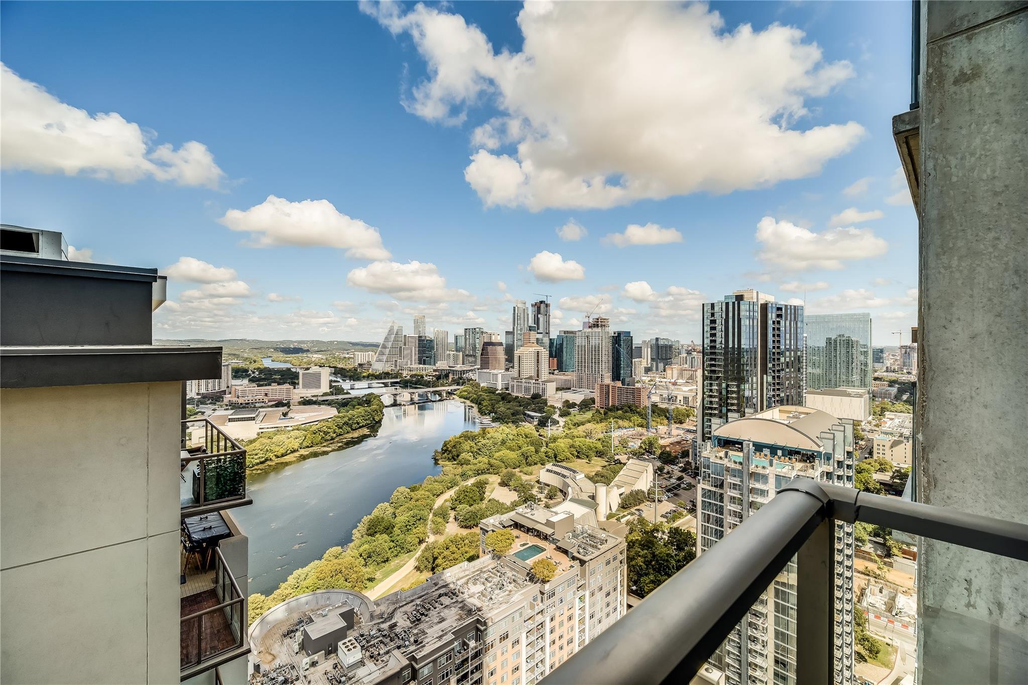 44 East Ave # 2903, Austin, TX 78701