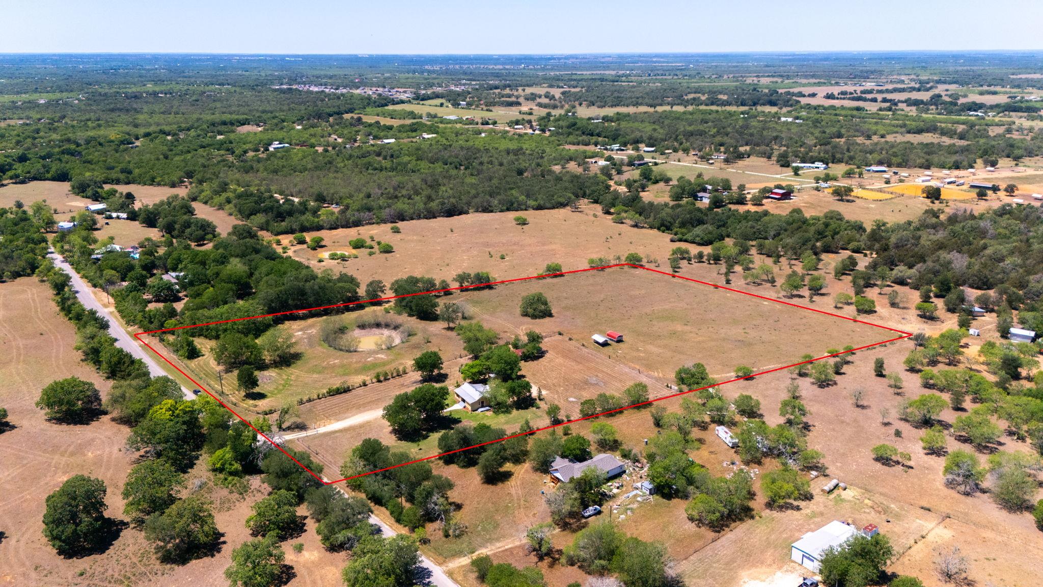 395 Dale Ln, Dale, TX 78616