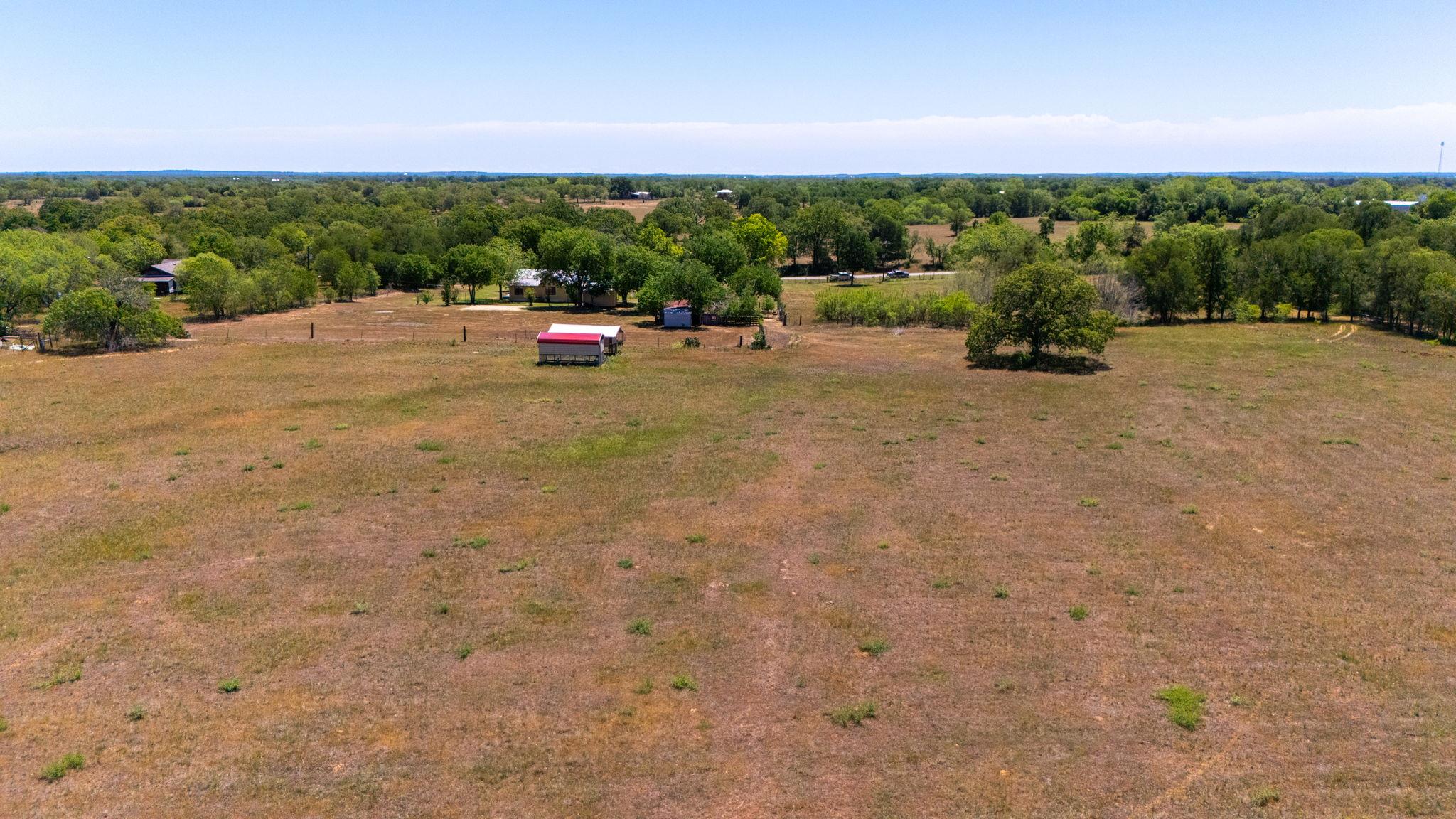 395 Dale Ln, Dale, TX 78616