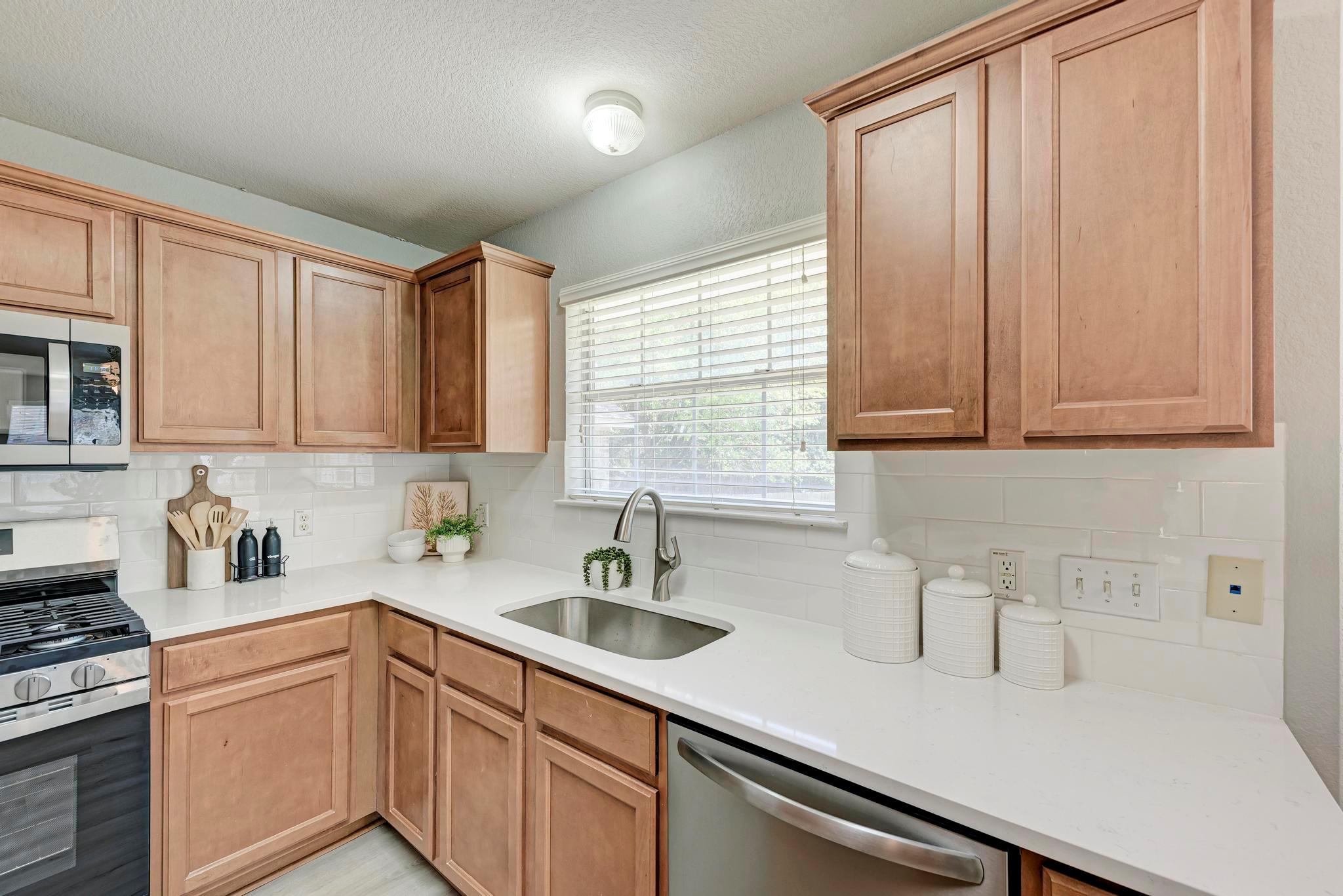 10301 Beard Ave, Austin, TX 78748