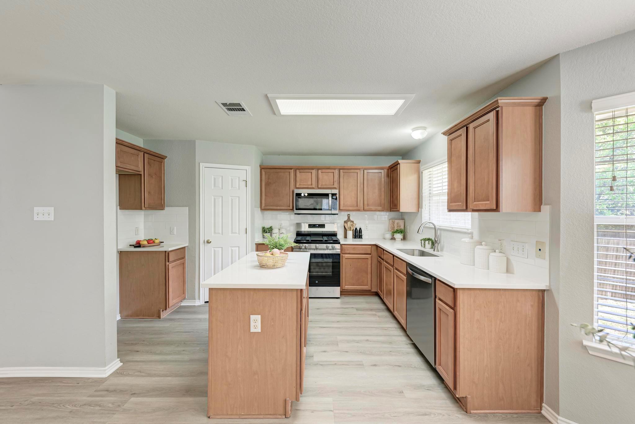 10301 Beard Ave, Austin, TX 78748