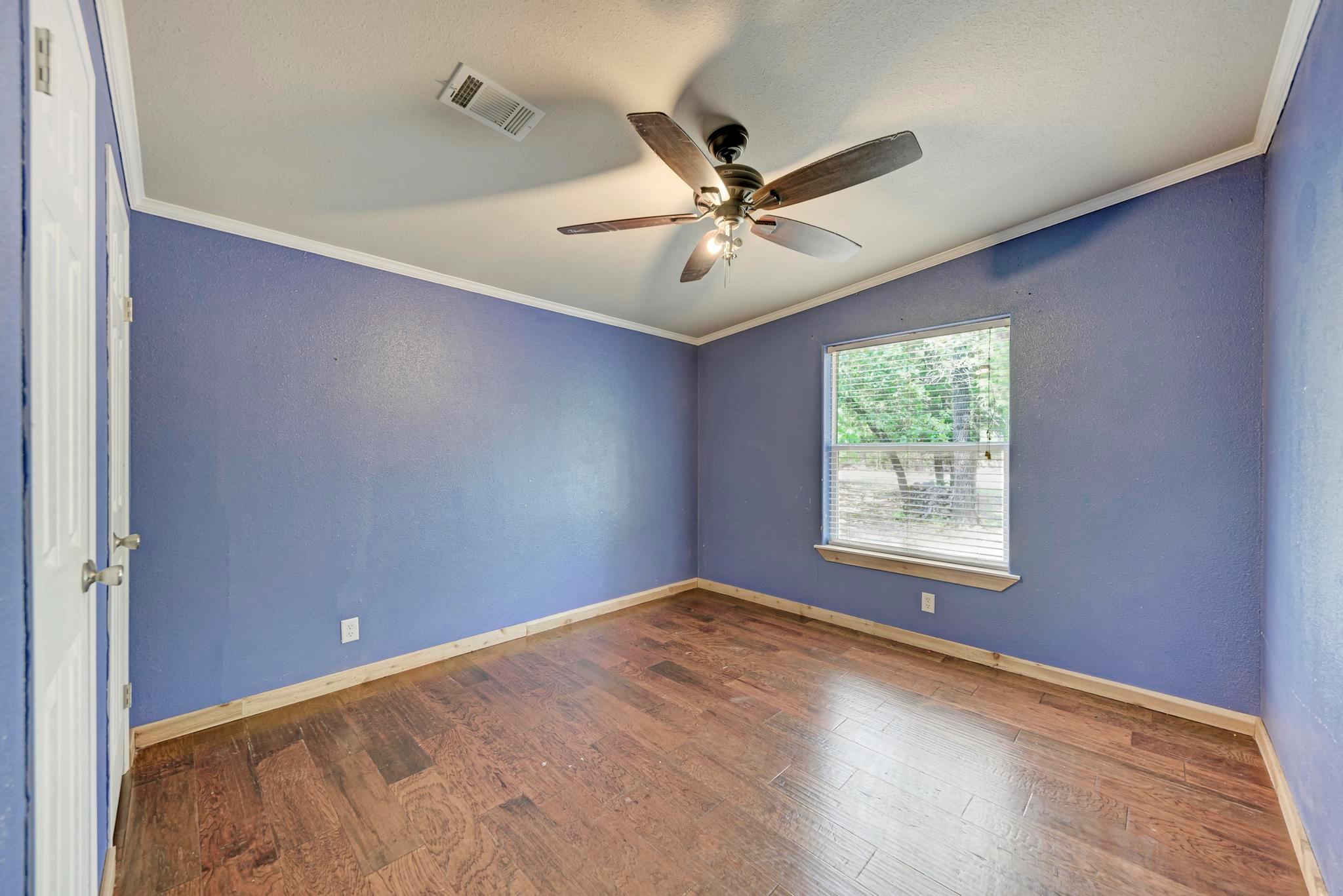 158 Morning Dove Ln, Elgin, TX 78621
