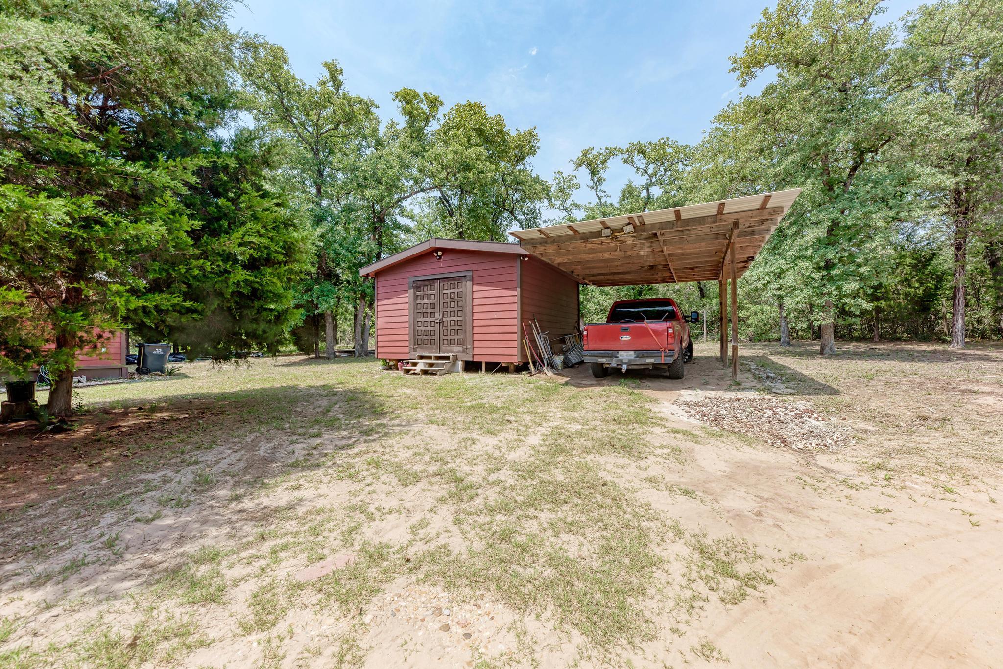158 Morning Dove Ln, Elgin, TX 78621