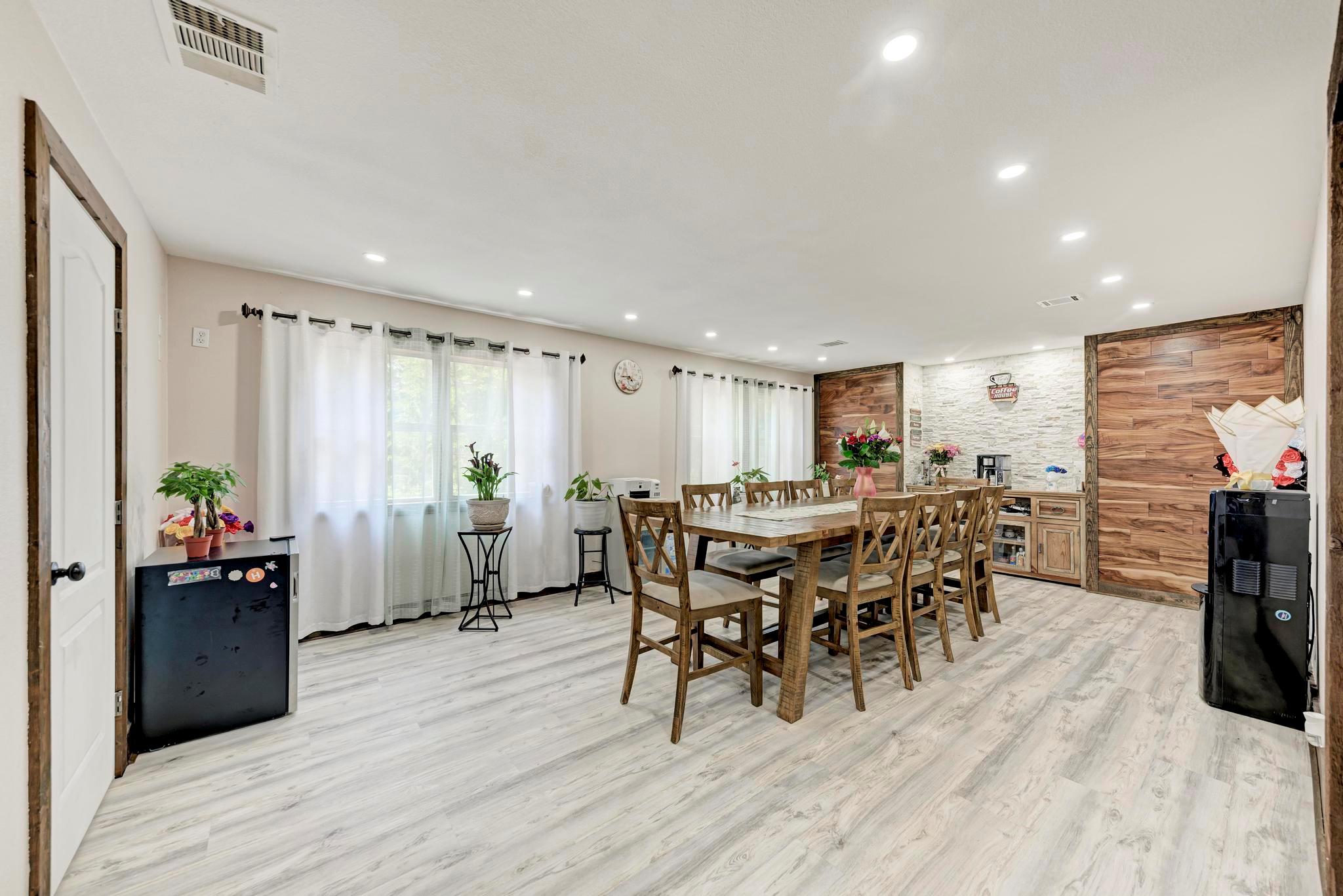 158 Morning Dove Ln, Elgin, TX 78621