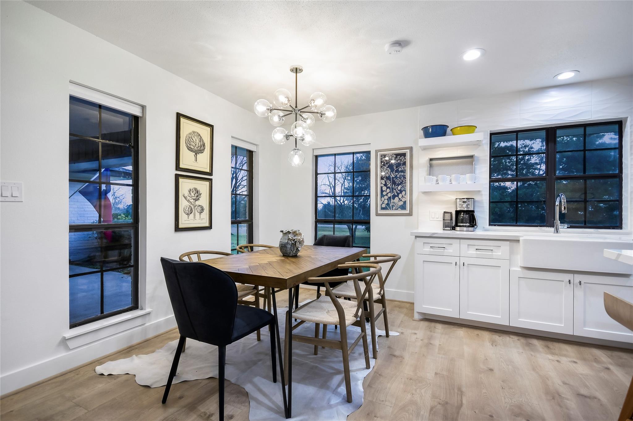 6569 Cutoff Rd, Round Top, TX 78940