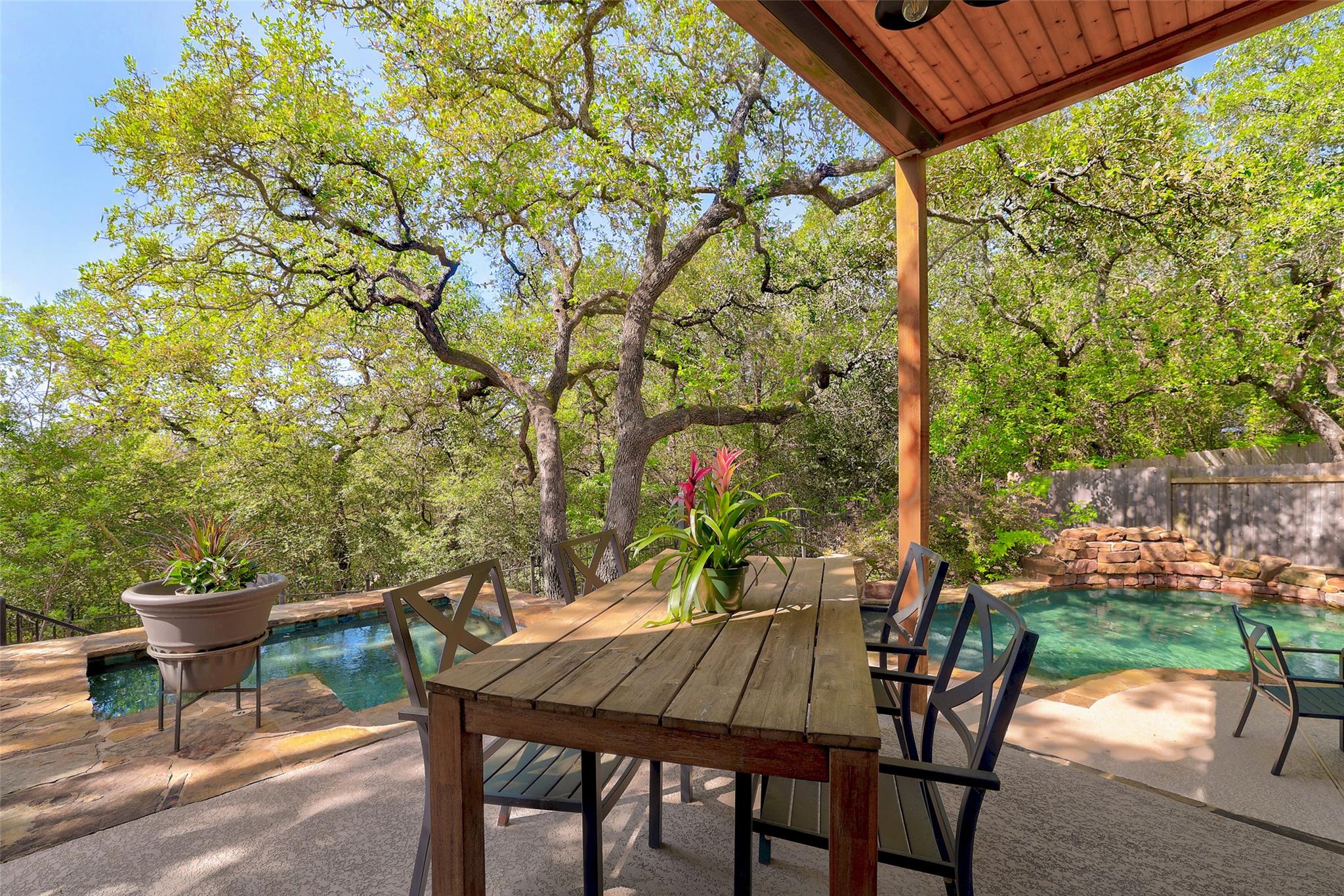 10768 Bramblecrest Dr, Austin, TX 78726
