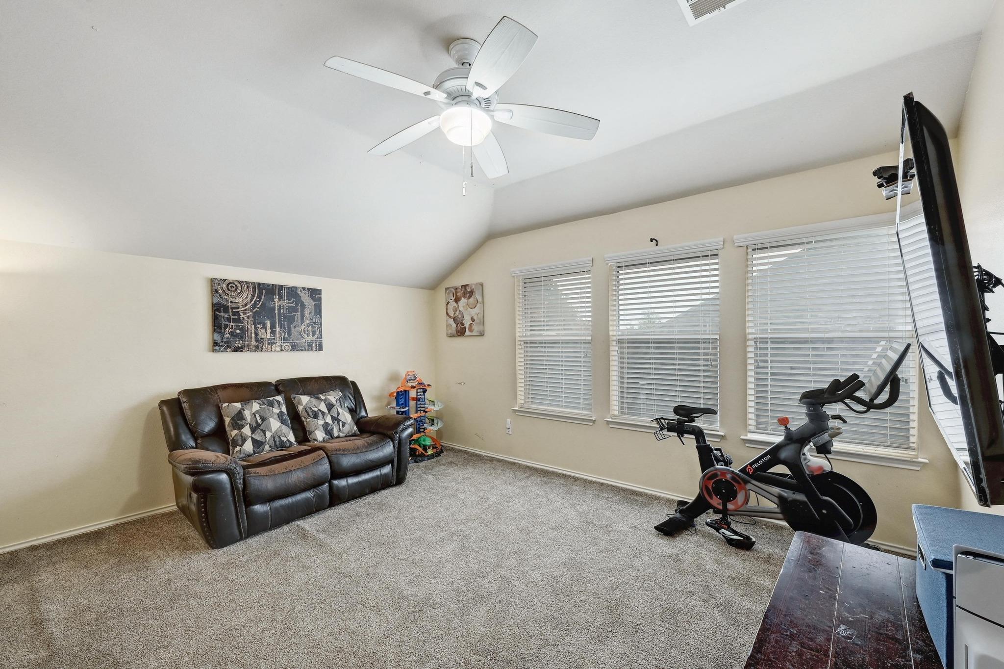 2301 Ambling Trl, Pflugerville, TX 78660