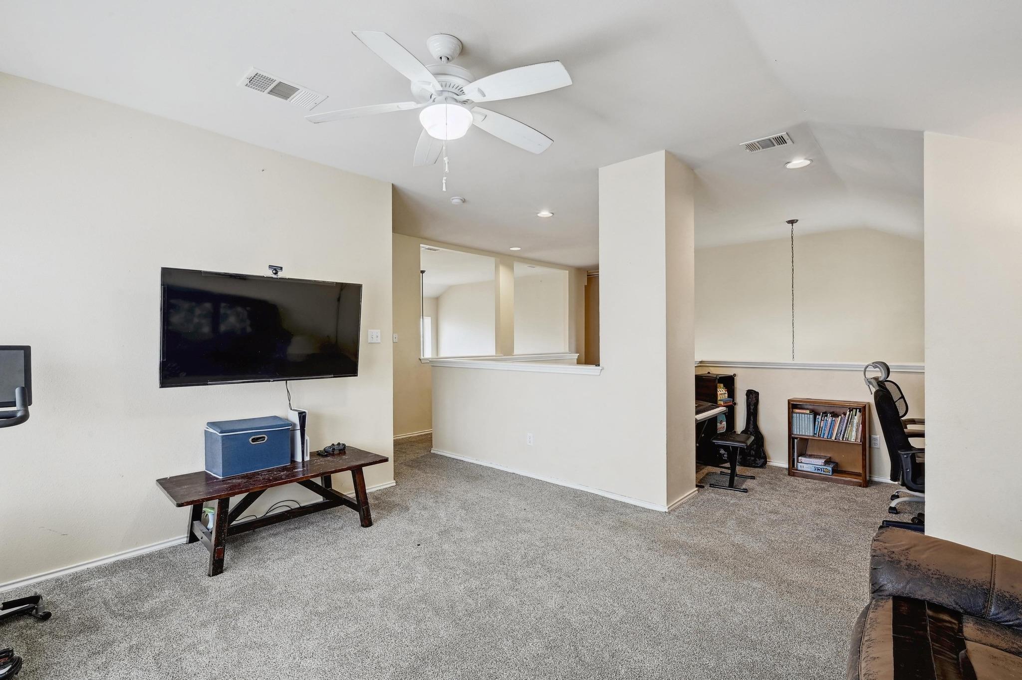 2301 Ambling Trl, Pflugerville, TX 78660