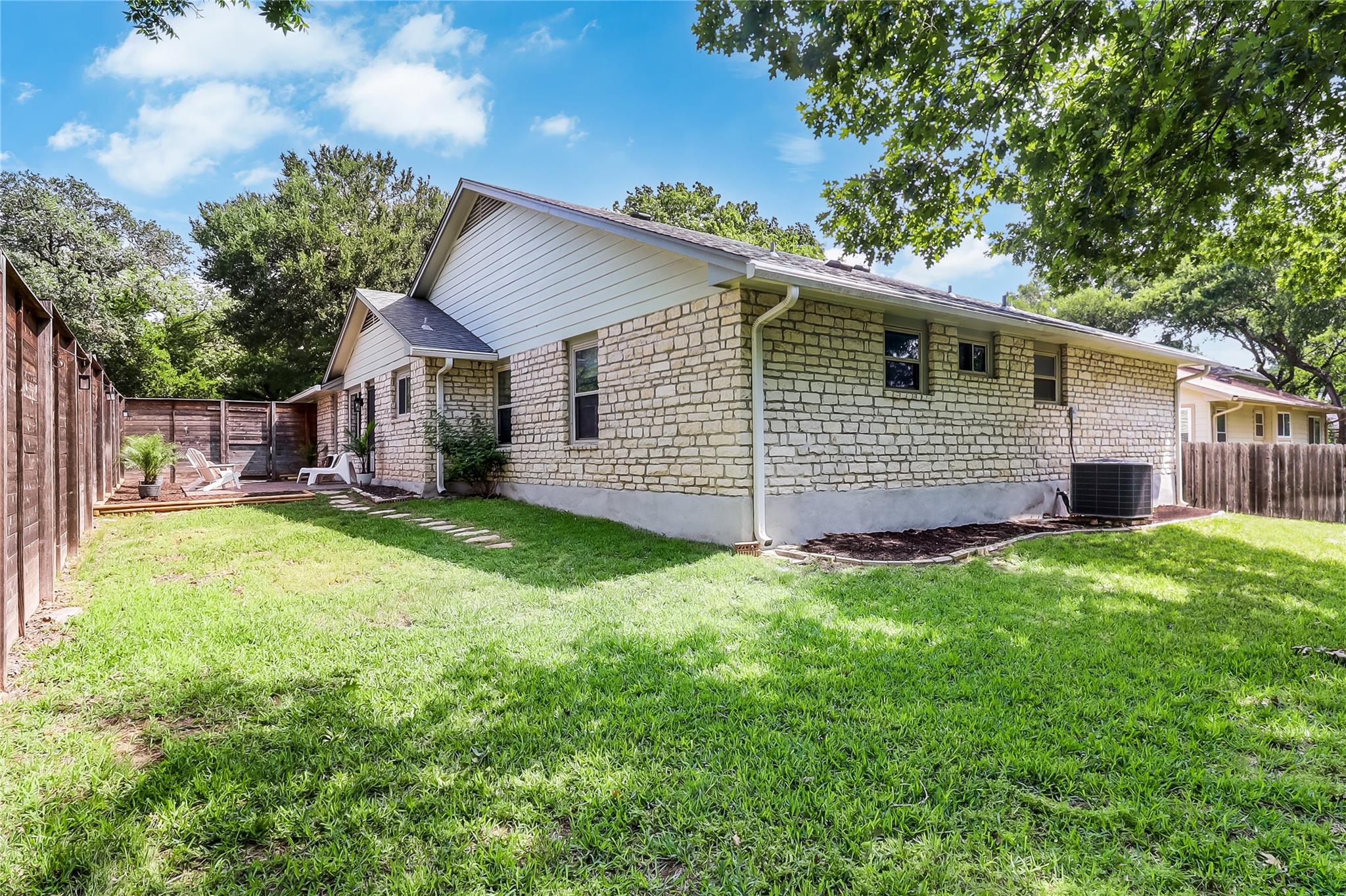 4005 Reynosa Dr, Austin, TX 78739