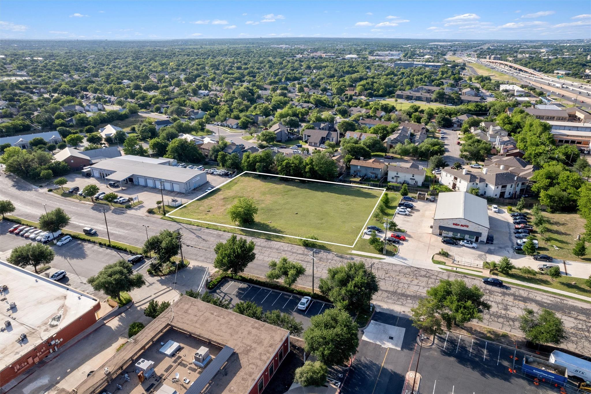 330 Old West Dr, Round Rock, TX 78681