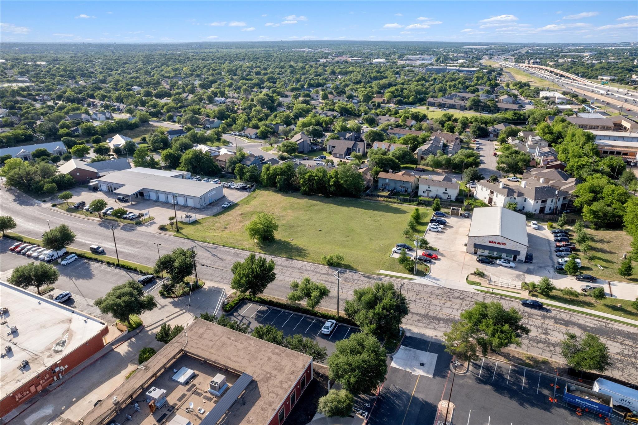 330 Old West Dr, Round Rock, TX 78681