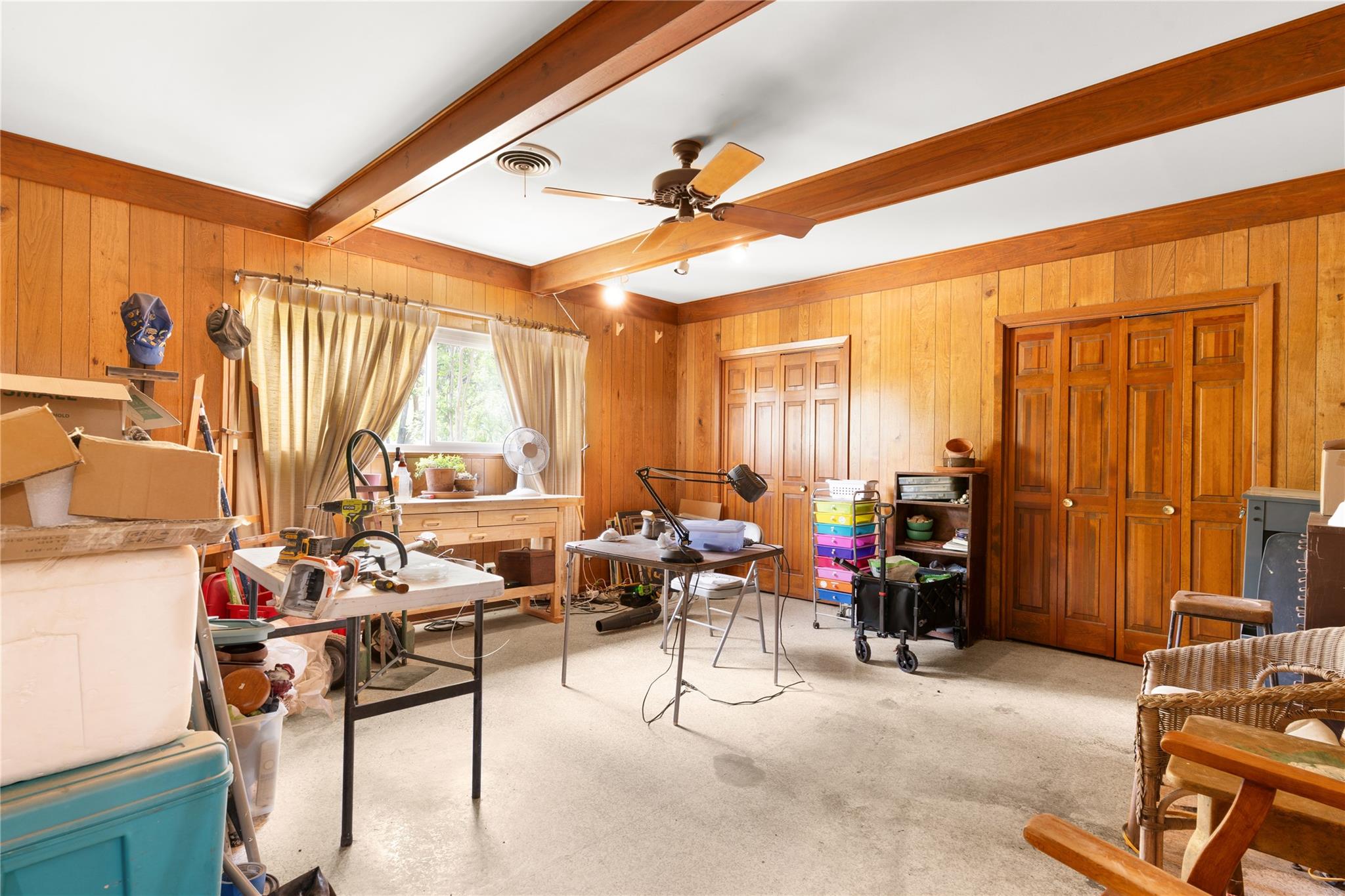 607 Gilmore St, Taylor, TX 76574