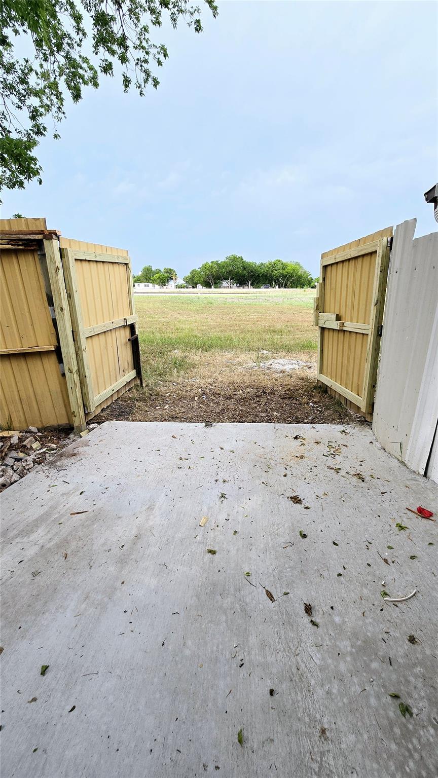 101 S Lockhart St # C, Manor, TX 78653