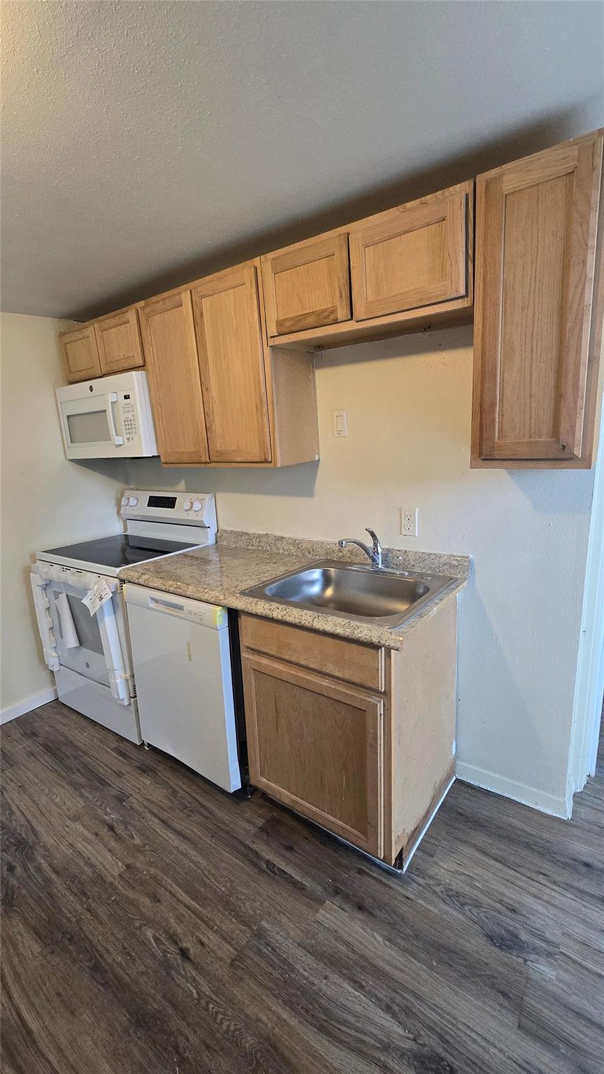 101 S Lockhart St # C, Manor, TX 78653